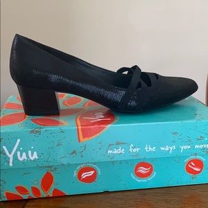 Brand new women’s heels